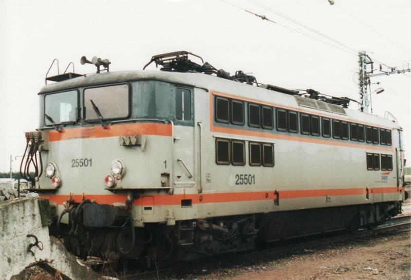 25501 (1ere serie).jpg